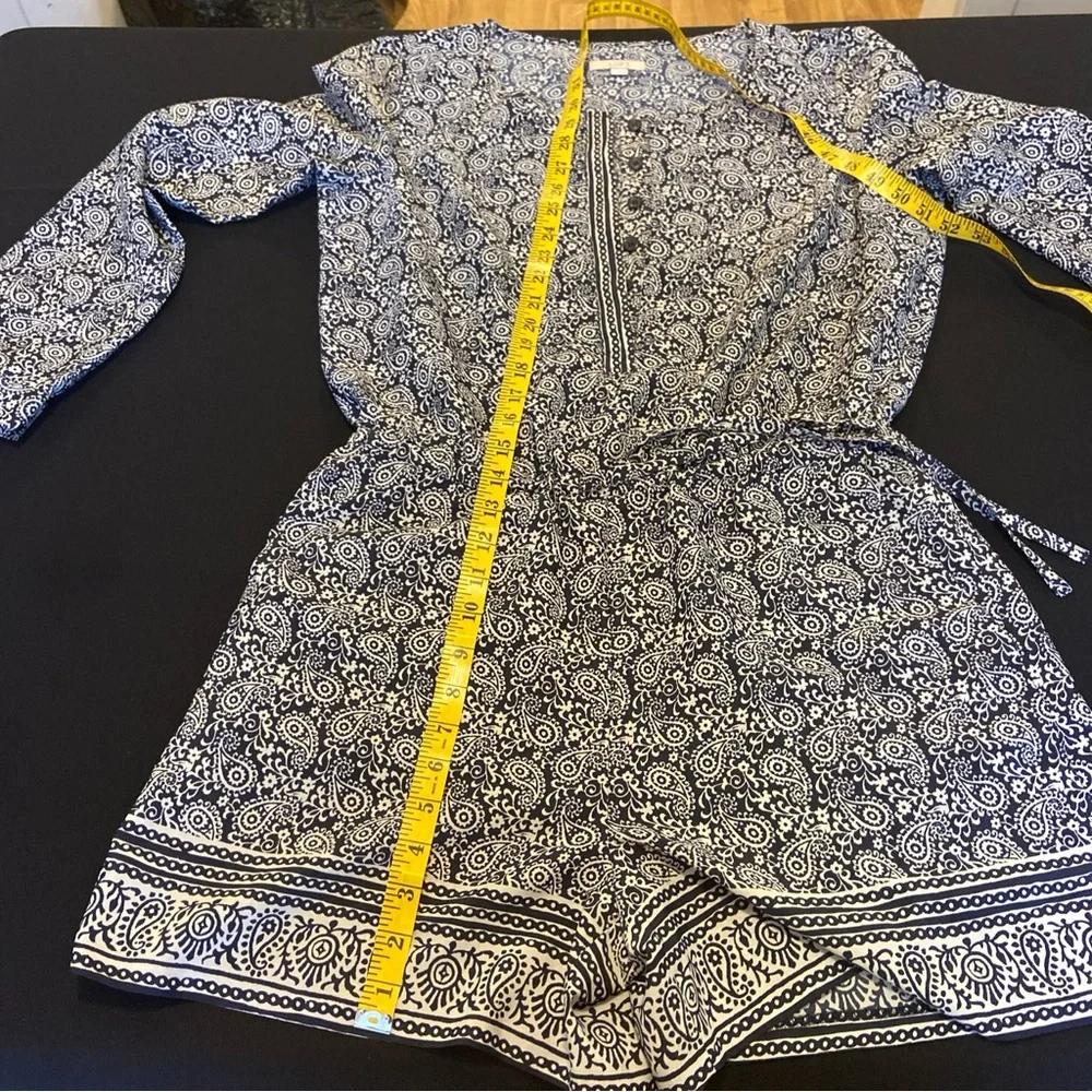 Ann Taylor Loft Aztec Long Sleeve Romper Sz 6 Navy Blue Geo Print Pockets - Picture 10 of 12